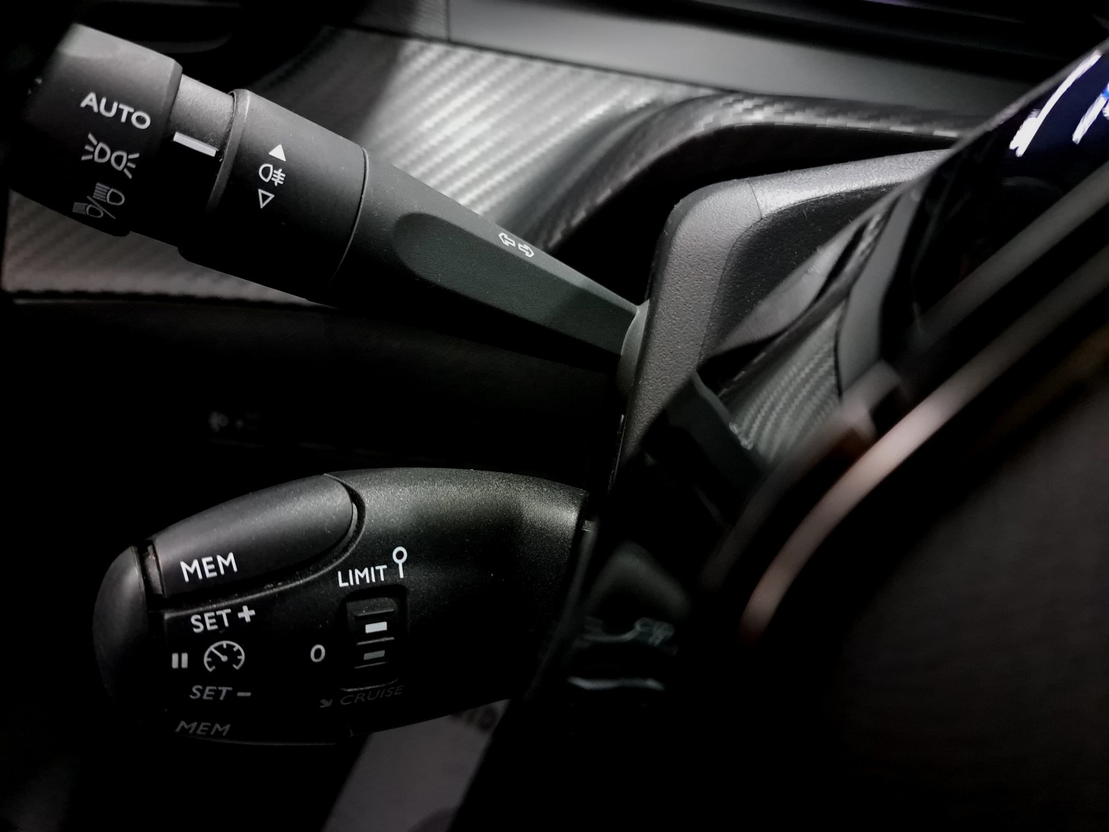 PEUGEOT 208 1.2 PureTech 75cv Active